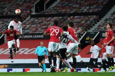 Lịch sử đối đầu MU vs AC Milan có bao nhiêu trận?